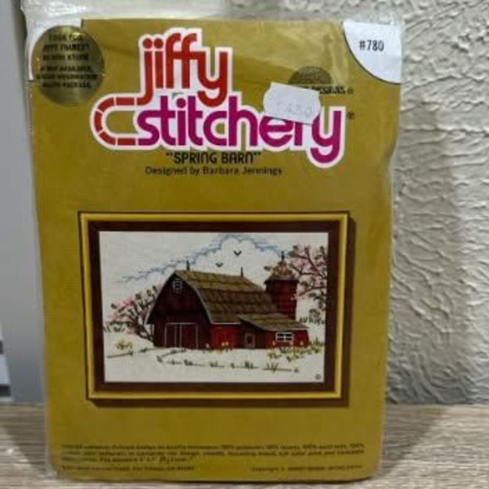 Vintage Jiffy Stitchery "Spring Barn" Embroidery Kit (#780)